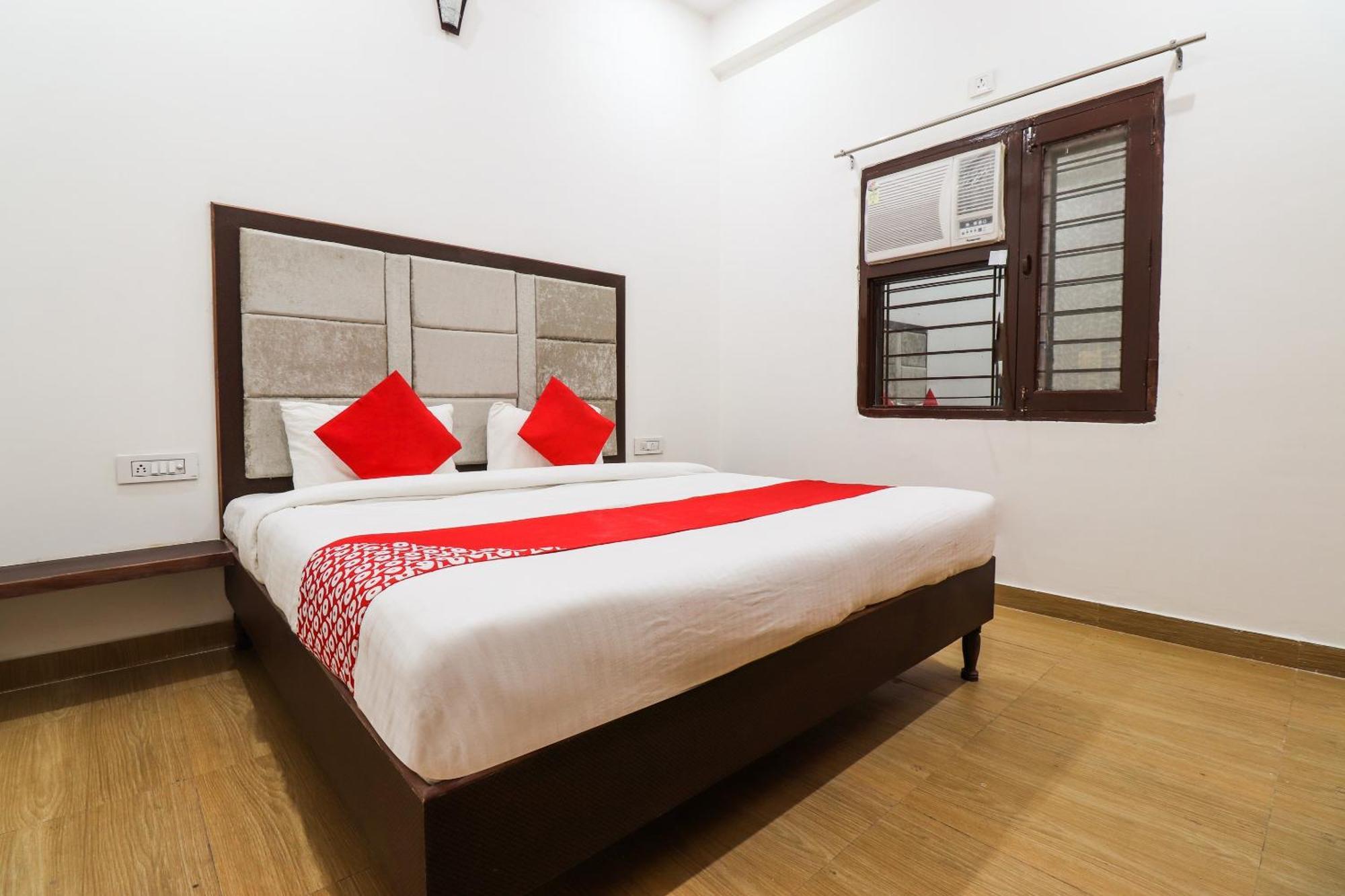 Hotel O Taj Royal Tājganj Exteriér fotografie
